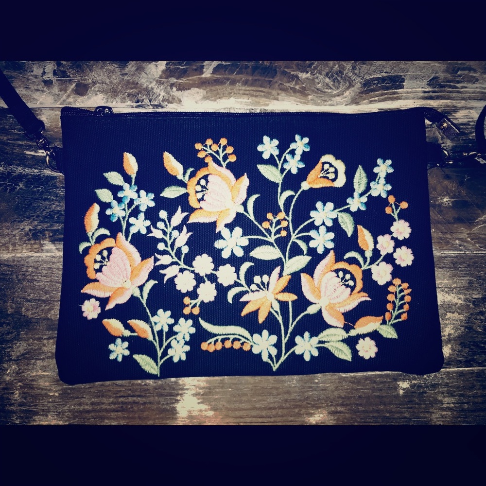 Cute crossover bag